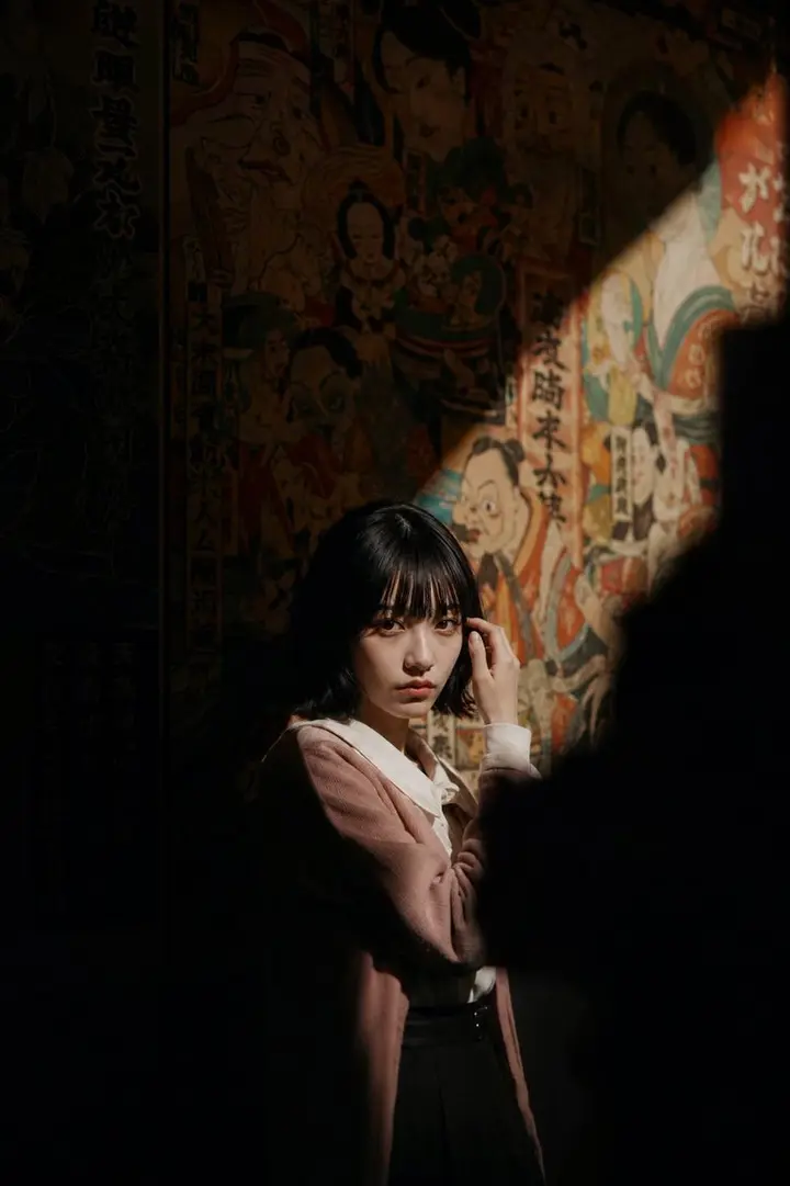 Cinematic Exhibition Room Portrait Nano Banana 2.1 example